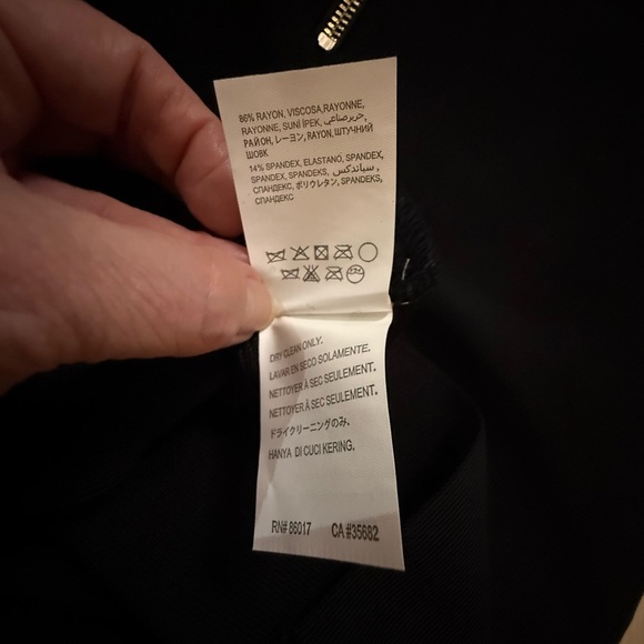 Bebe High-Waist Black Bandage Skirt – NWT – Size M - Picture 5 of 5